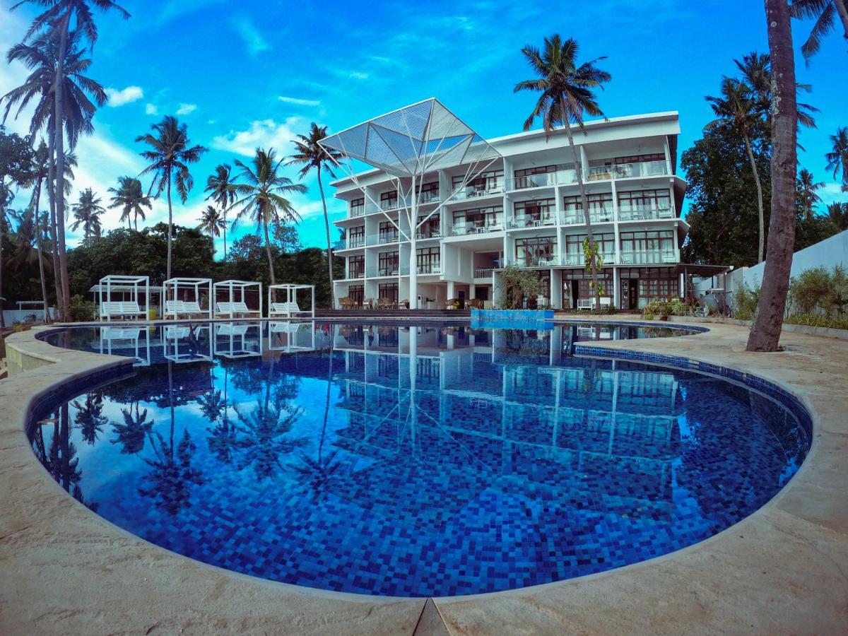 Elixir Cliff Beach Resort And Spa Varkala Εξωτερικό φωτογραφία