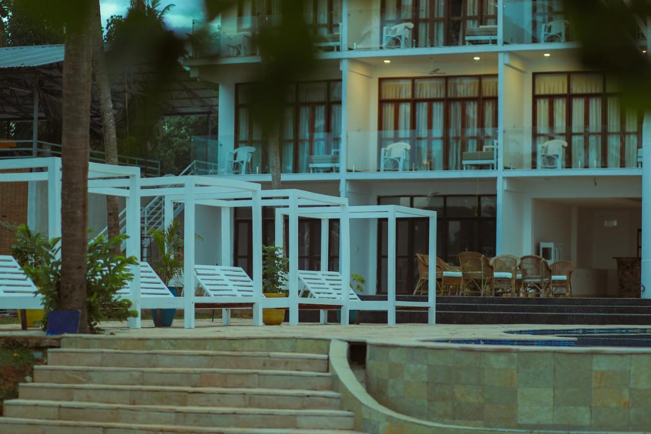 Elixir Cliff Beach Resort And Spa Varkala Εξωτερικό φωτογραφία