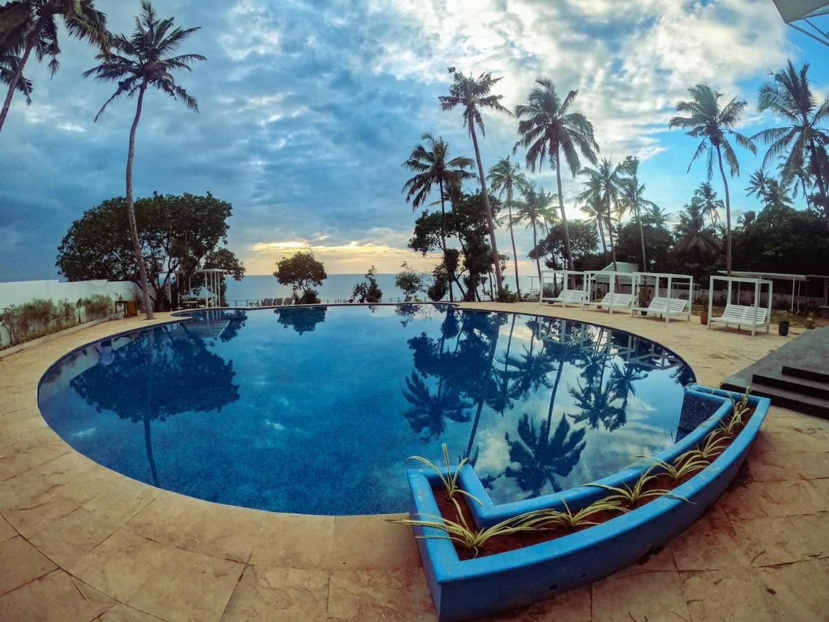 Elixir Cliff Beach Resort And Spa Varkala Εξωτερικό φωτογραφία