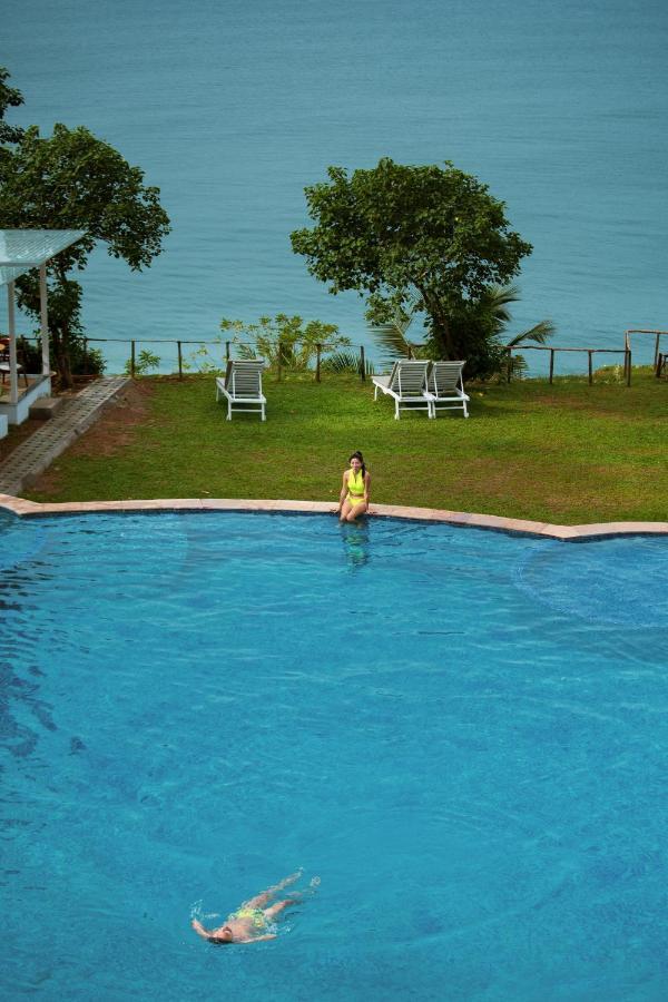 Elixir Cliff Beach Resort And Spa Varkala Εξωτερικό φωτογραφία
