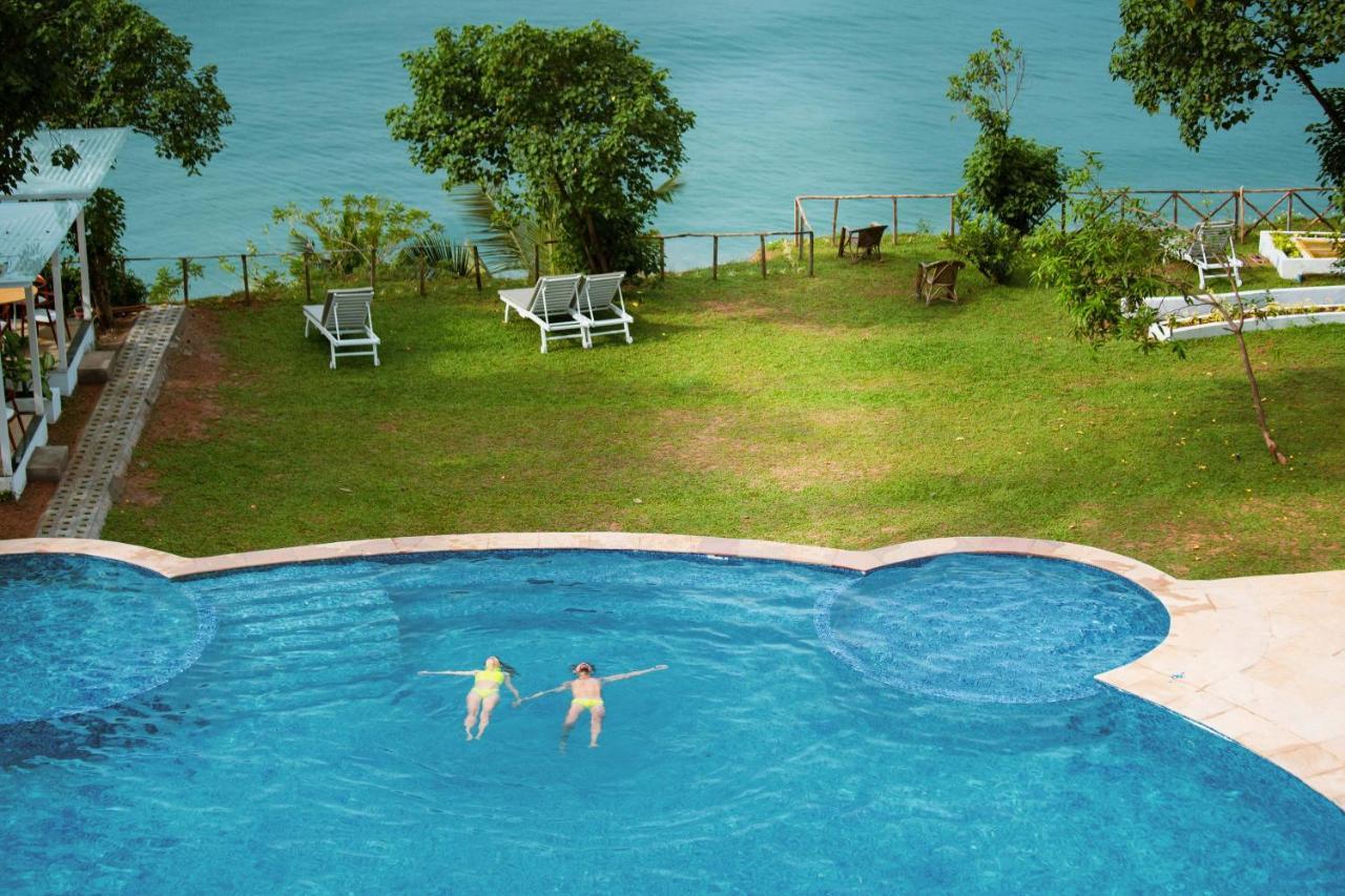 Elixir Cliff Beach Resort And Spa Varkala Εξωτερικό φωτογραφία